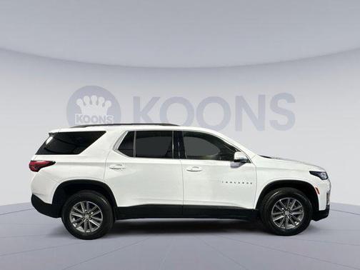 2022 Chevrolet Traverse LT Cloth