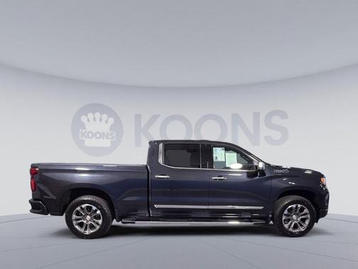 Dark Ash Metallic 2024 Chevrolet Silverado 1500 High Country