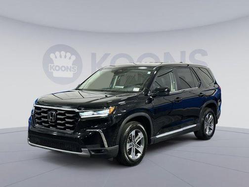2023 Honda Pilot AWD EX-L 8 Passenger