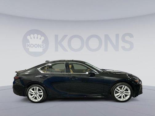 2022 Lexus IS 300 Base