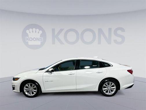 2022 Chevrolet Malibu FWD LT