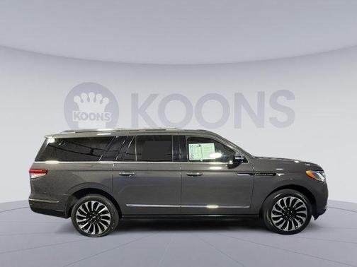 CHROME CAVIAR DARK GRAY MET 2023 Lincoln Navigator Black Label