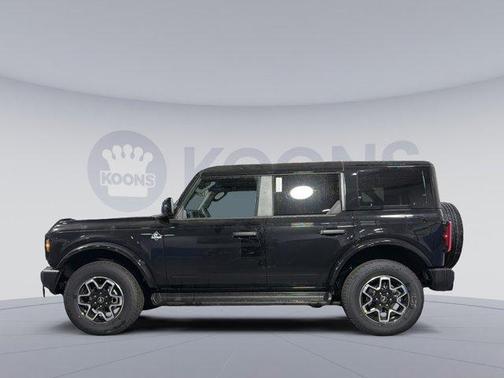 Shadow Black 2026 Ford Bronco Outer Banks