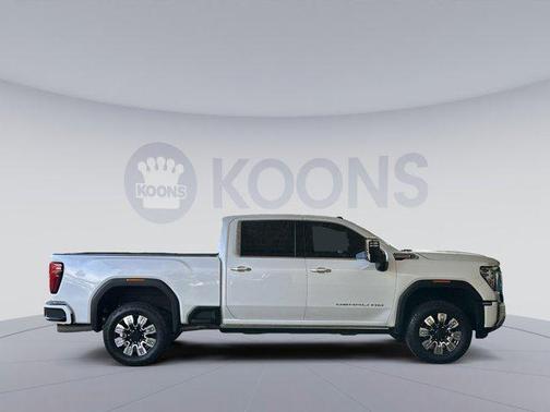 2024 GMC Sierra 3500 Denali