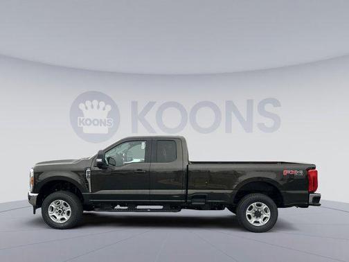 2025 Ford F-250 XLT