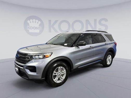 ICONIC SILVER METALLIC 2020 Ford Explorer XLT