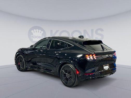 2025 Ford Mustang Mach-E GT