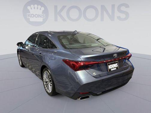 Harbor Gray Metallic 2022 Toyota Avalon Limited