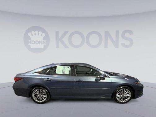 Harbor Gray Metallic 2022 Toyota Avalon Limited