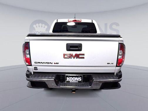 Summit White 2019 GMC Canyon SLE