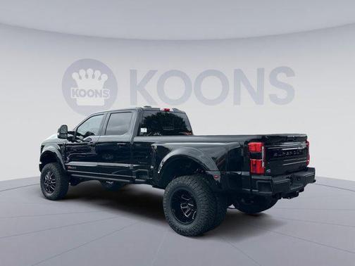 2025 Ford F-350 Platinum