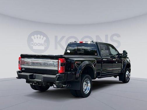 2026 Ford F-450 Platinum