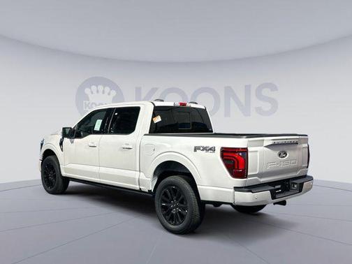 STAR WHITE METALLIC TRICOAT 2025 Ford F-150 Platinum