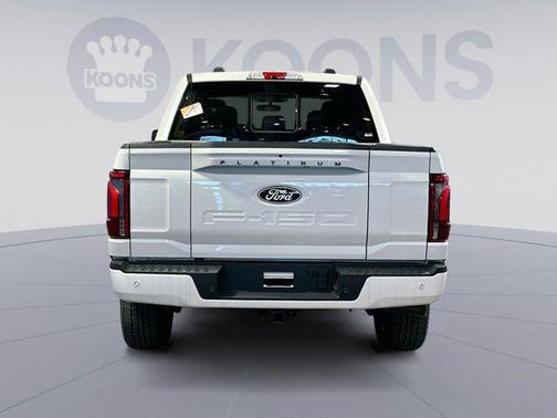 STAR WHITE METALLIC TRICOAT 2025 Ford F-150 Platinum