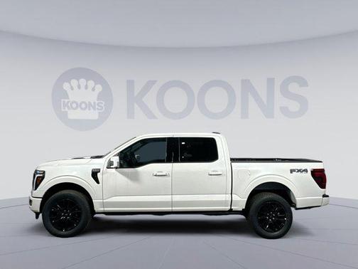 STAR WHITE METALLIC TRICOAT 2025 Ford F-150 Platinum