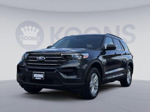 STONE BLUE METALLIC 2022 Ford Explorer XLT