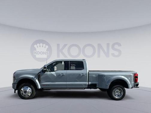 2026 Ford F-450 Platinum