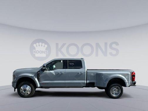 2026 Ford F-450 Platinum