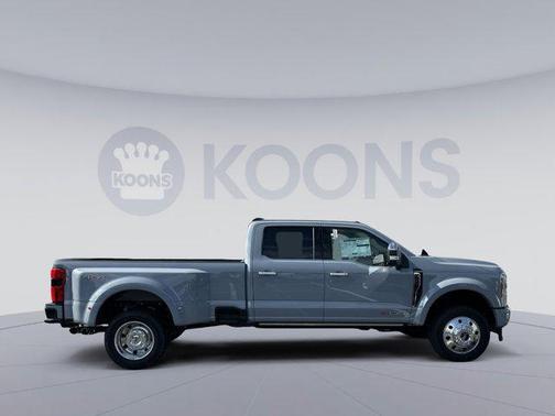 2026 Ford F-450 Platinum
