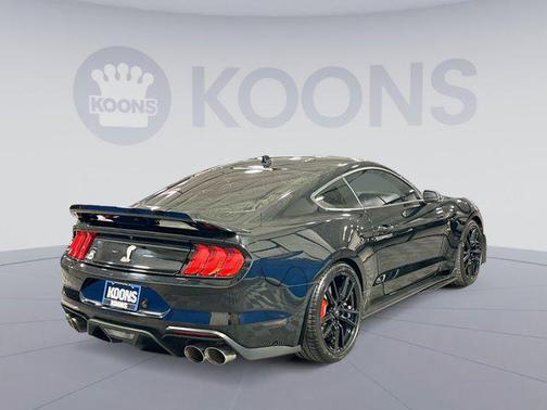 2022 Ford Shelby GT500 Base
