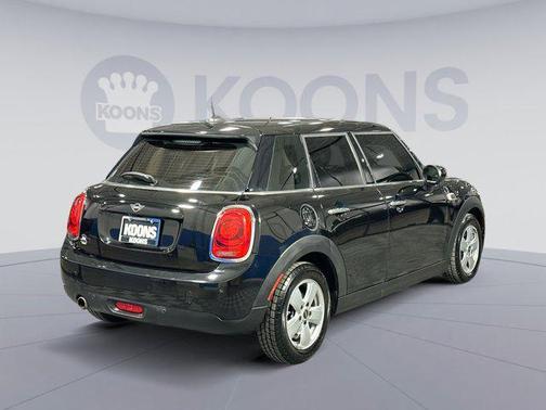 2021 MINI Hardtop Cooper