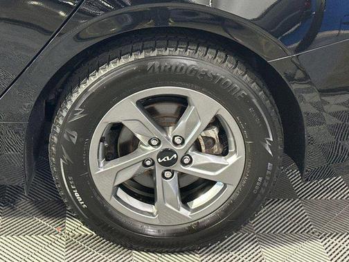 2023 Kia K5 LXS