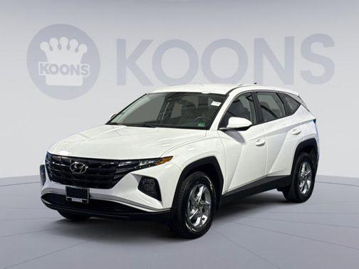 2023 Hyundai TUCSON SE