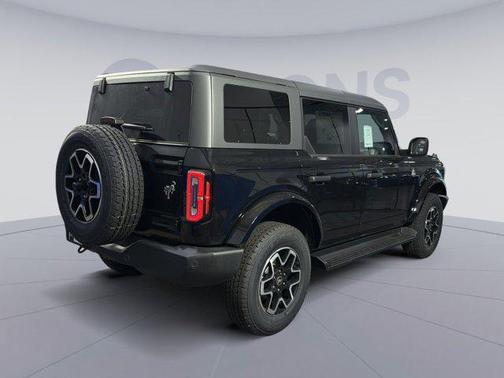 SHADOW BLACK 2026 Ford Bronco Outer Banks