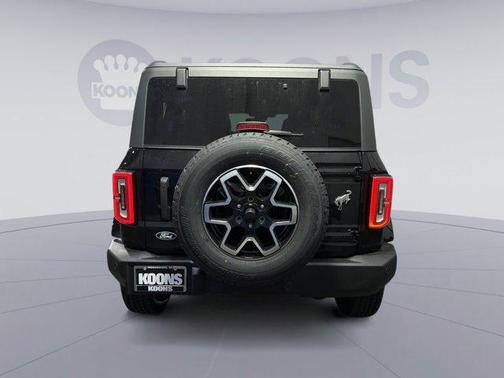 SHADOW BLACK 2026 Ford Bronco Outer Banks