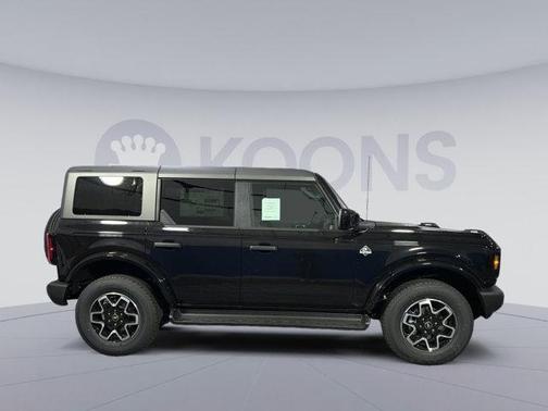 SHADOW BLACK 2026 Ford Bronco Outer Banks