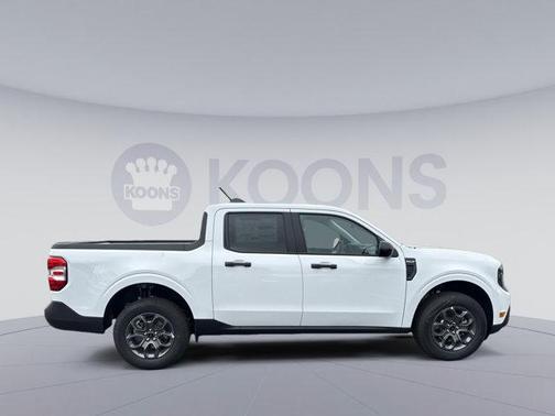 OXFORD WHITE 2026 Ford Maverick XLT