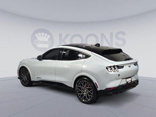 2022 Ford Mustang Mach-E GT