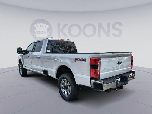STAR WHITE 2026 Ford F-350 Lariat