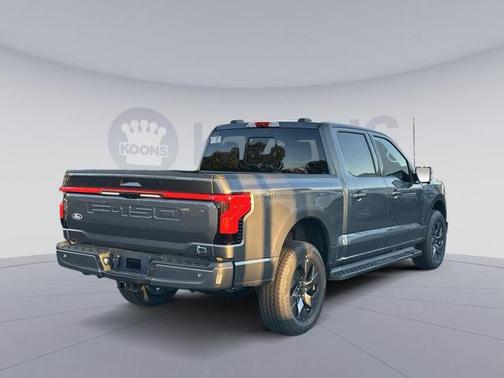 2025 Ford F-150 Lightning LARIAT