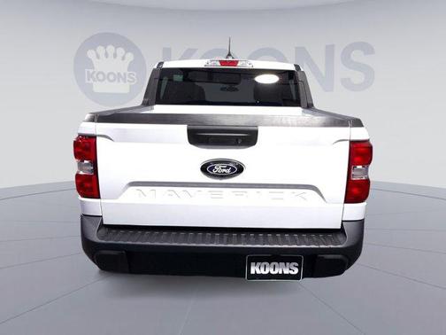 OXFORD WHITE 2026 Ford Maverick XL