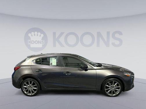 2018 Mazda Mazda3 Touring