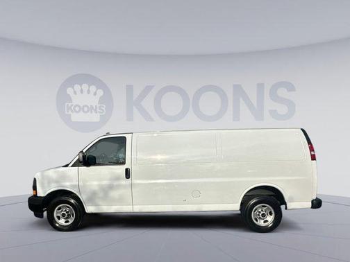 2023 GMC Savana 2500 Work Van