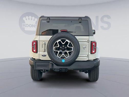 2025 Ford Bronco Outer Banks