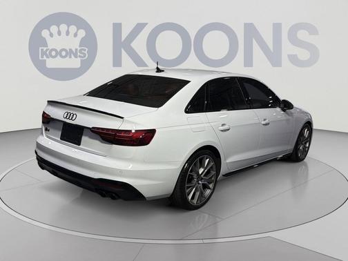 Glacier White Metallic 2024 Audi S4 Premium Plus TFSI quattro Tiptronic