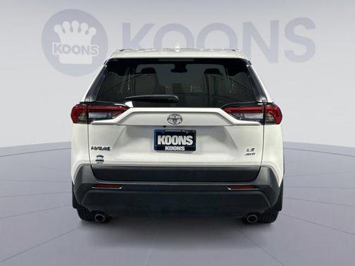 2023 Toyota RAV4 LE