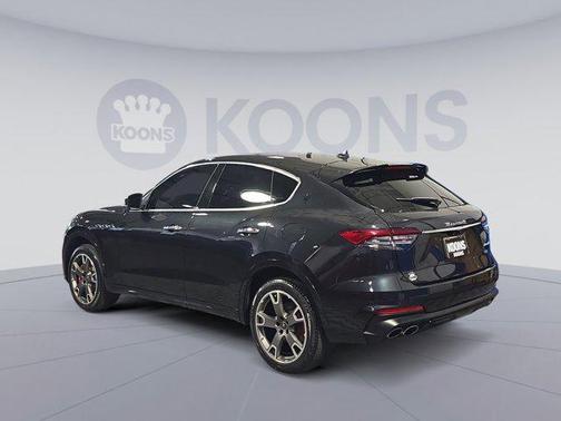 2022 Maserati Levante Modena