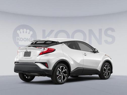 Blizzard Pearl 2021 Toyota C-HR LE