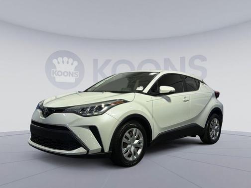Blizzard Pearl 2021 Toyota C-HR LE