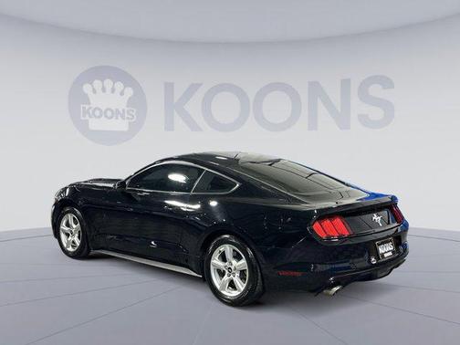 BLACK 2015 Ford Mustang V6