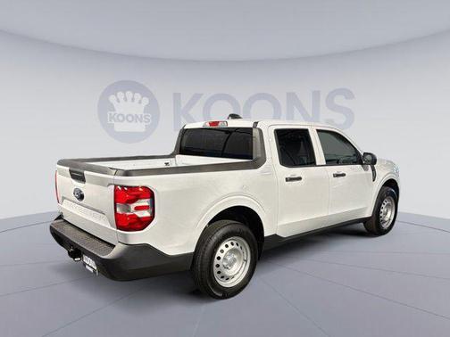 OXFORD WHITE 2026 Ford Maverick XL