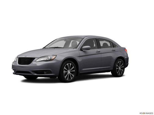 2013 Chrysler 200 LX