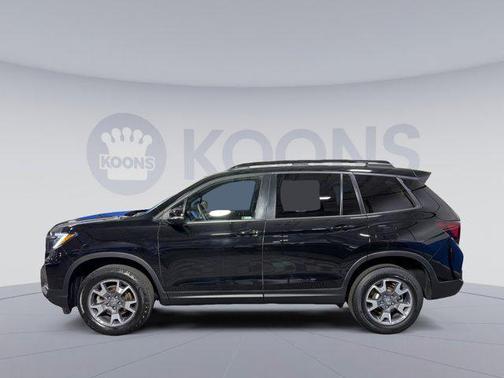Crystal Black Pearl 2023 Honda Passport AWD TrailSport
