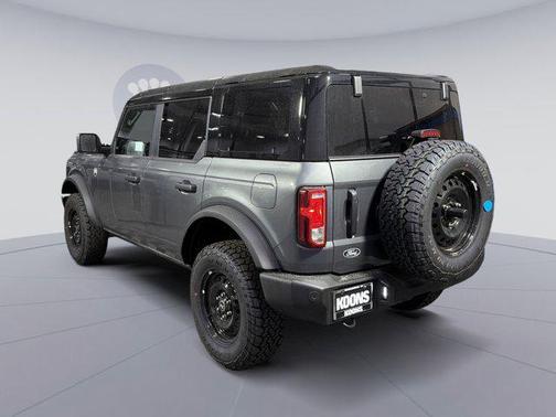 Carbonized Gray Metallic 2026 Ford Bronco Big Bend