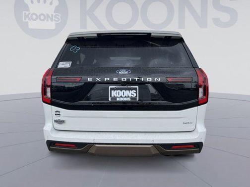 Star White Metallic Tri-Coat 2026 Ford Expedition Max King Ranch