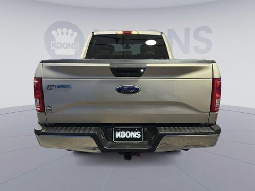 WHITE GOLD 2017 Ford F-150 XLT
